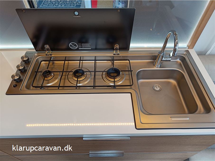 Adria Adora 613 UT Alde Centralvarme